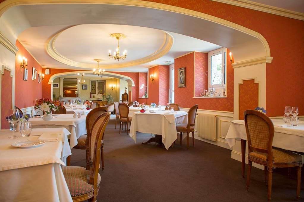Clos De Vallombreuse, The Originals Relais Douarnenez Restaurant photo